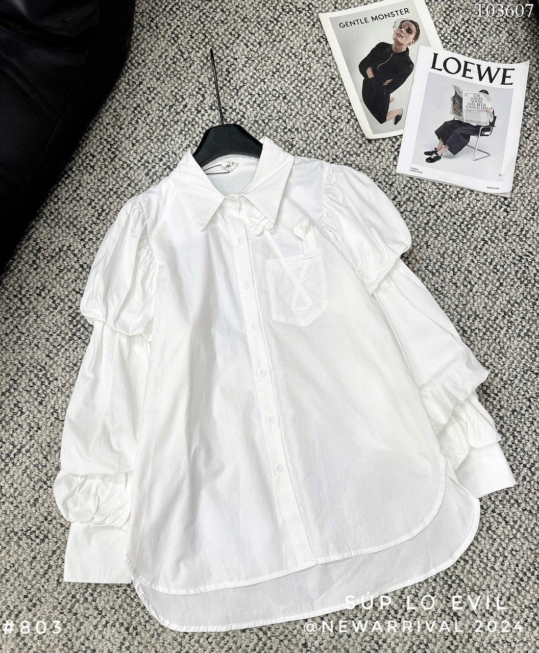 White vest