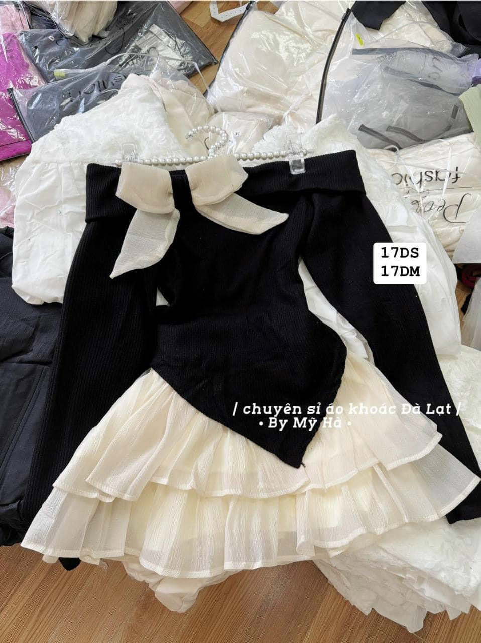 Set bow cream black