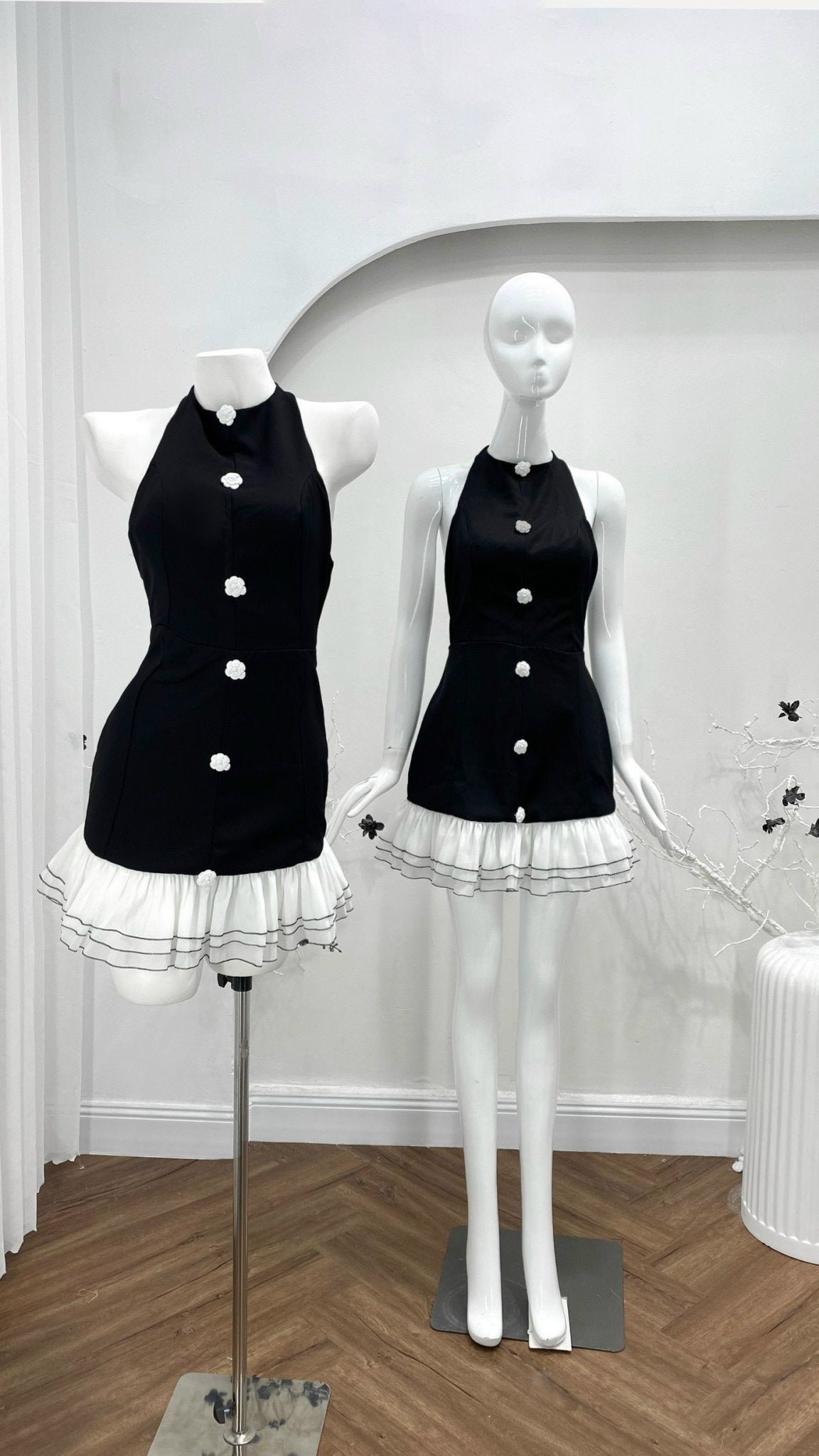 Chanel party dress bw