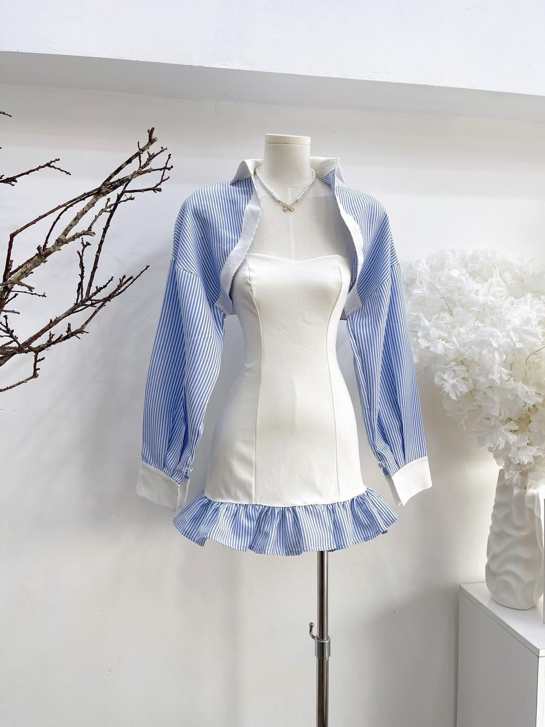Set dress blue trend