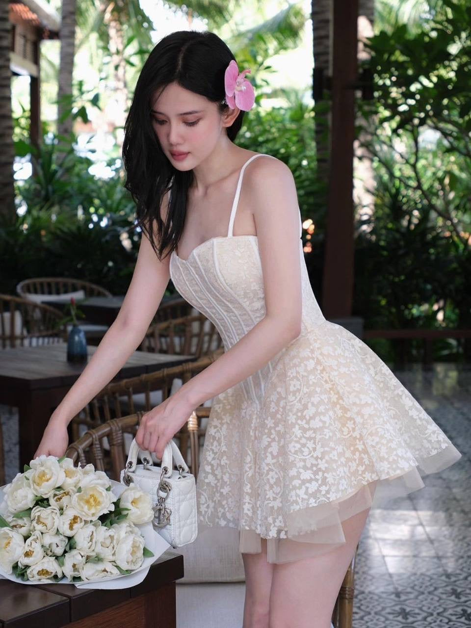 Party cream Pak dress