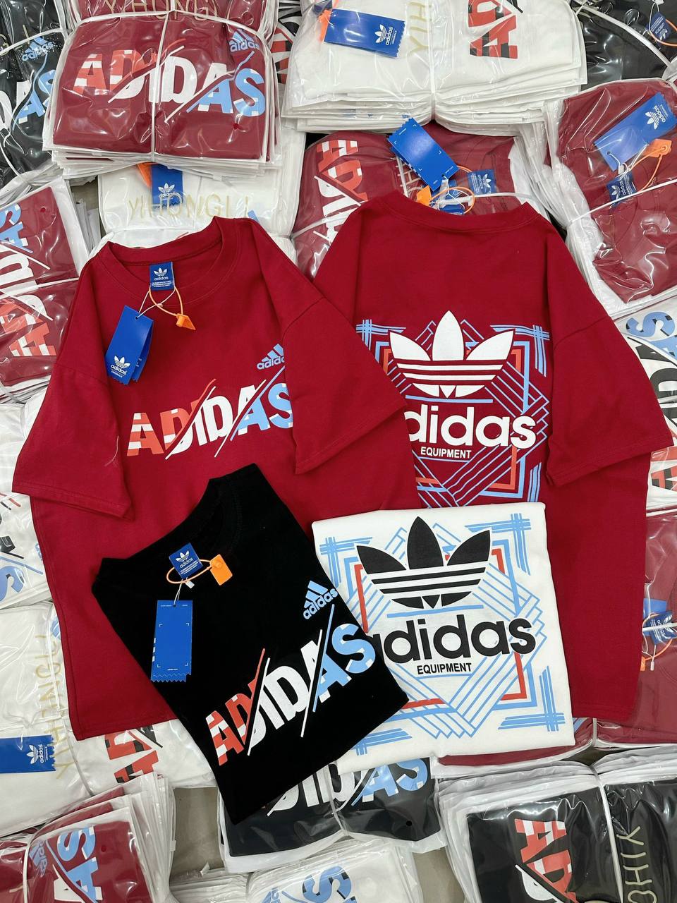 T-shirt adidas