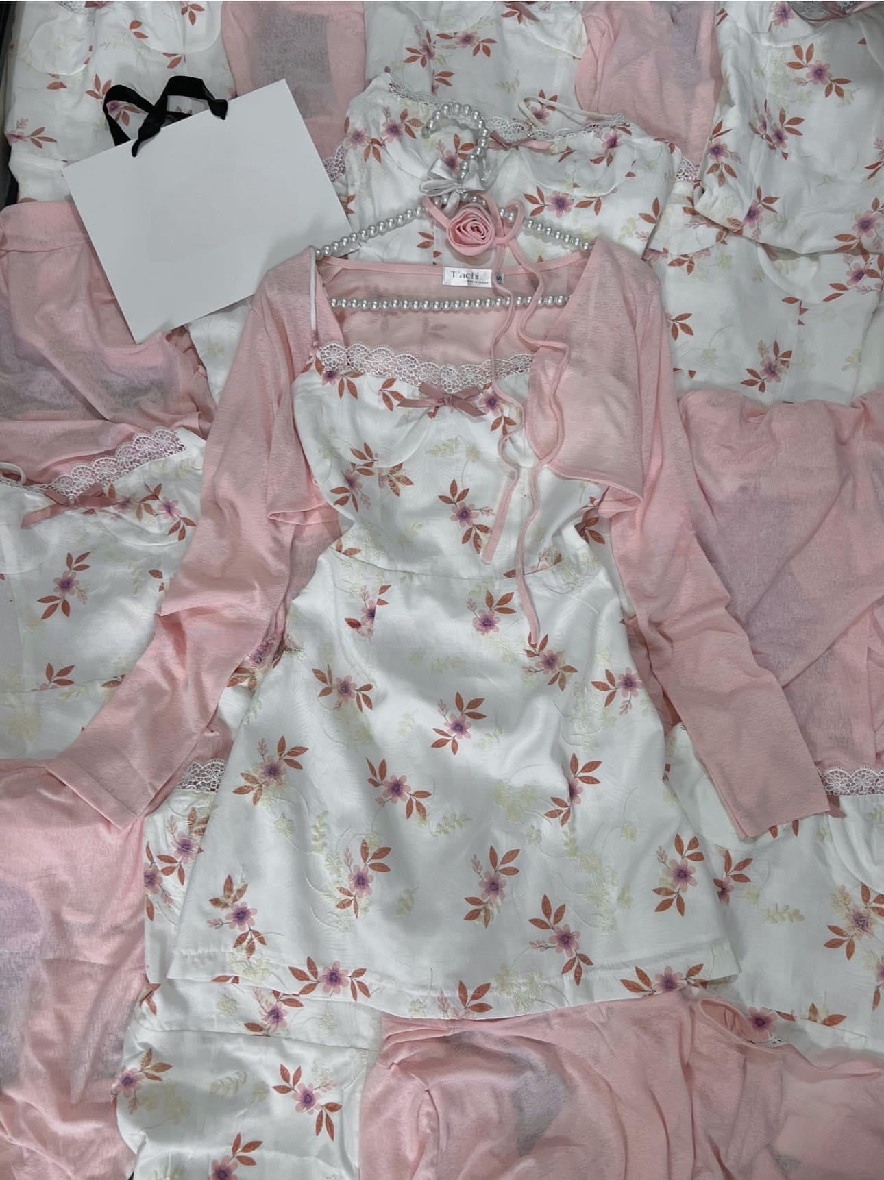 Set dress pink
