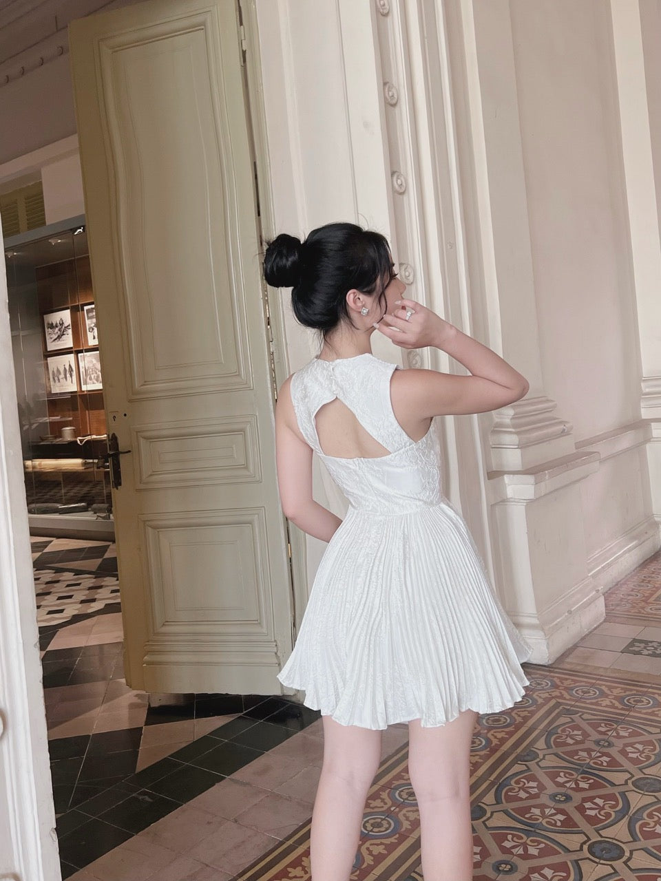 white dress