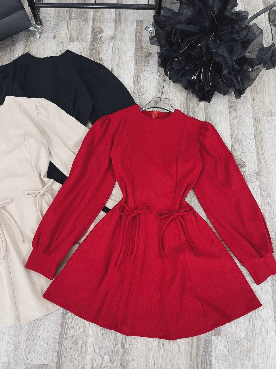 Dress red
