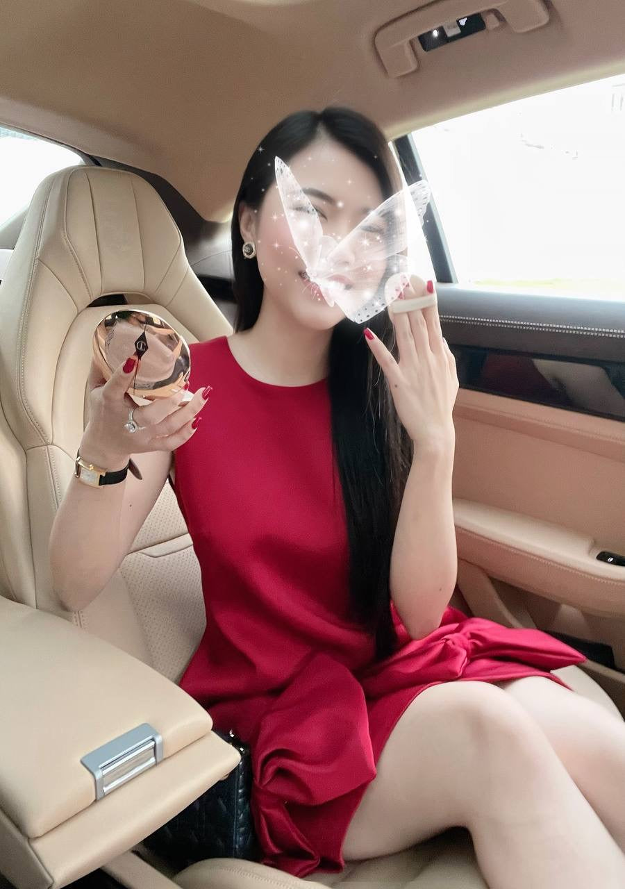 Red dress bow