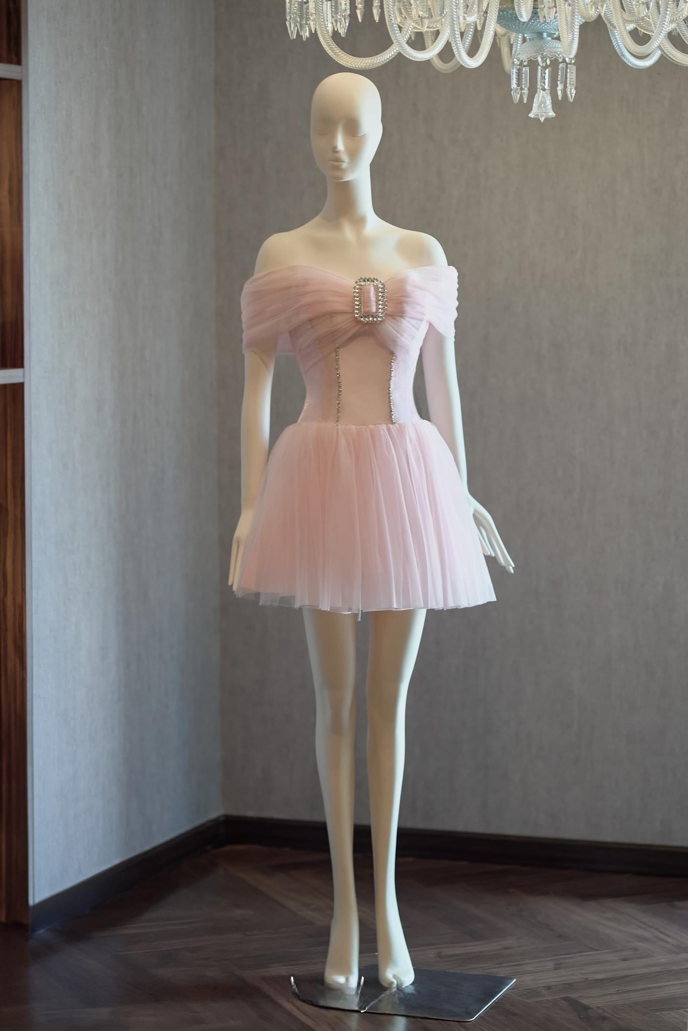 Party pink dress