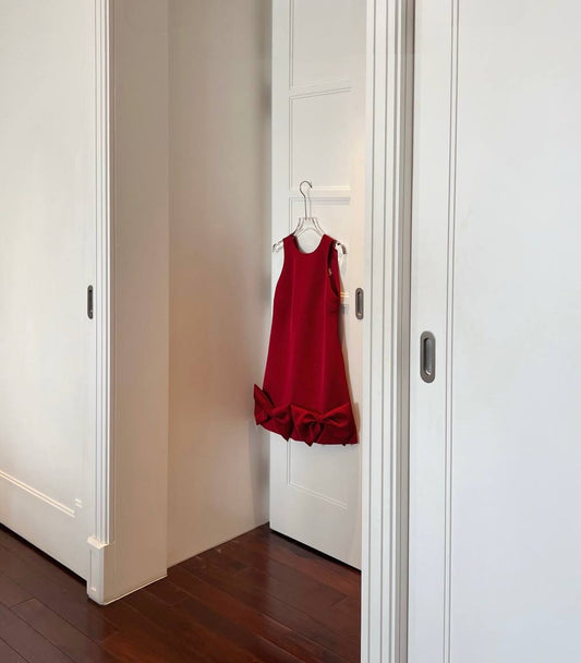 Red dress bow