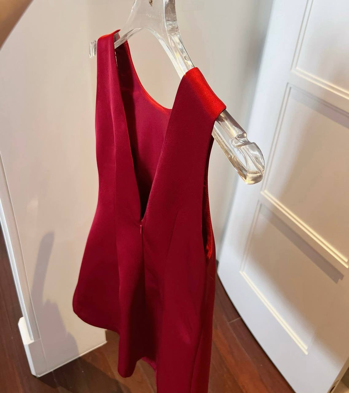 Red dress bow