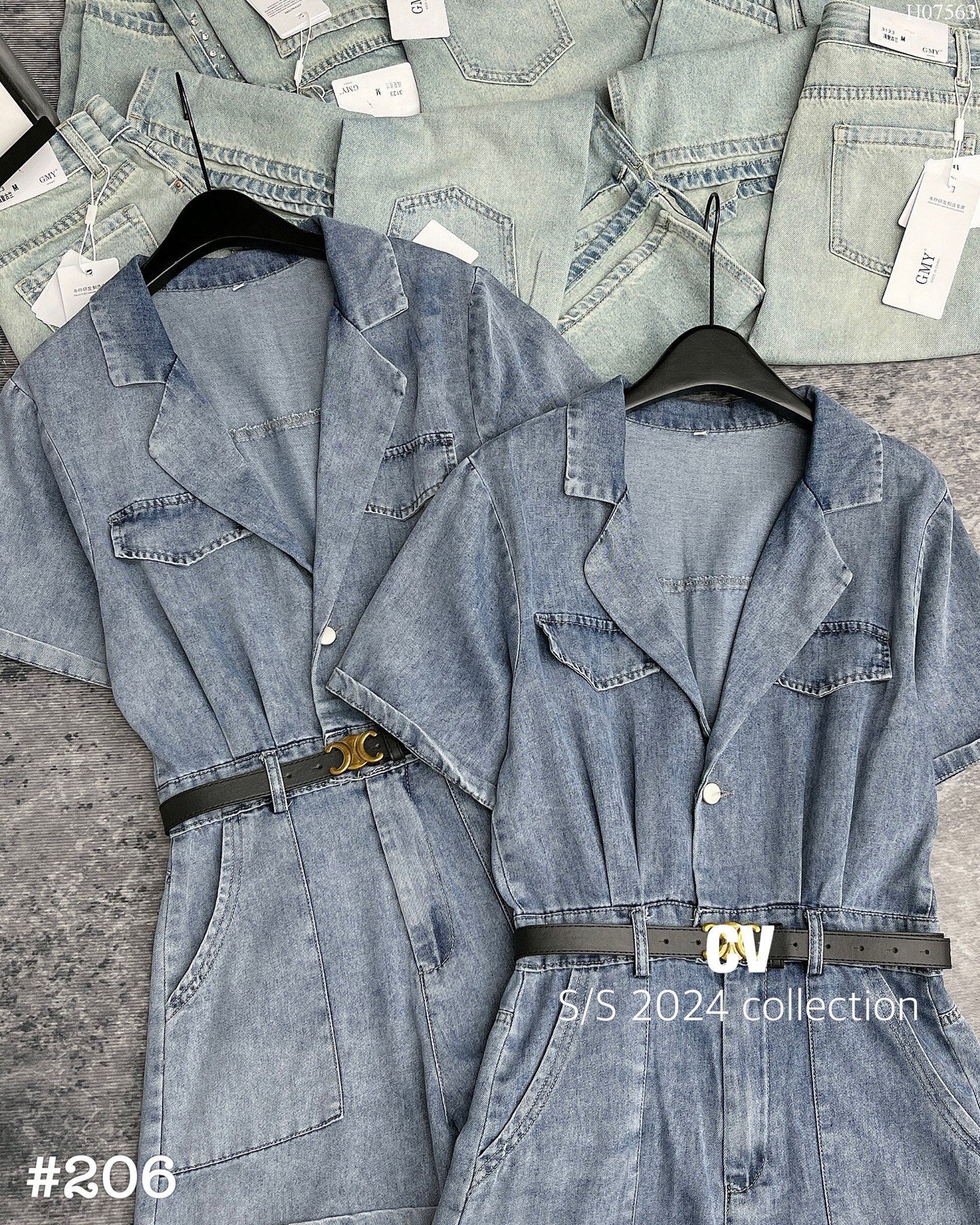 Jumpsuit have belts