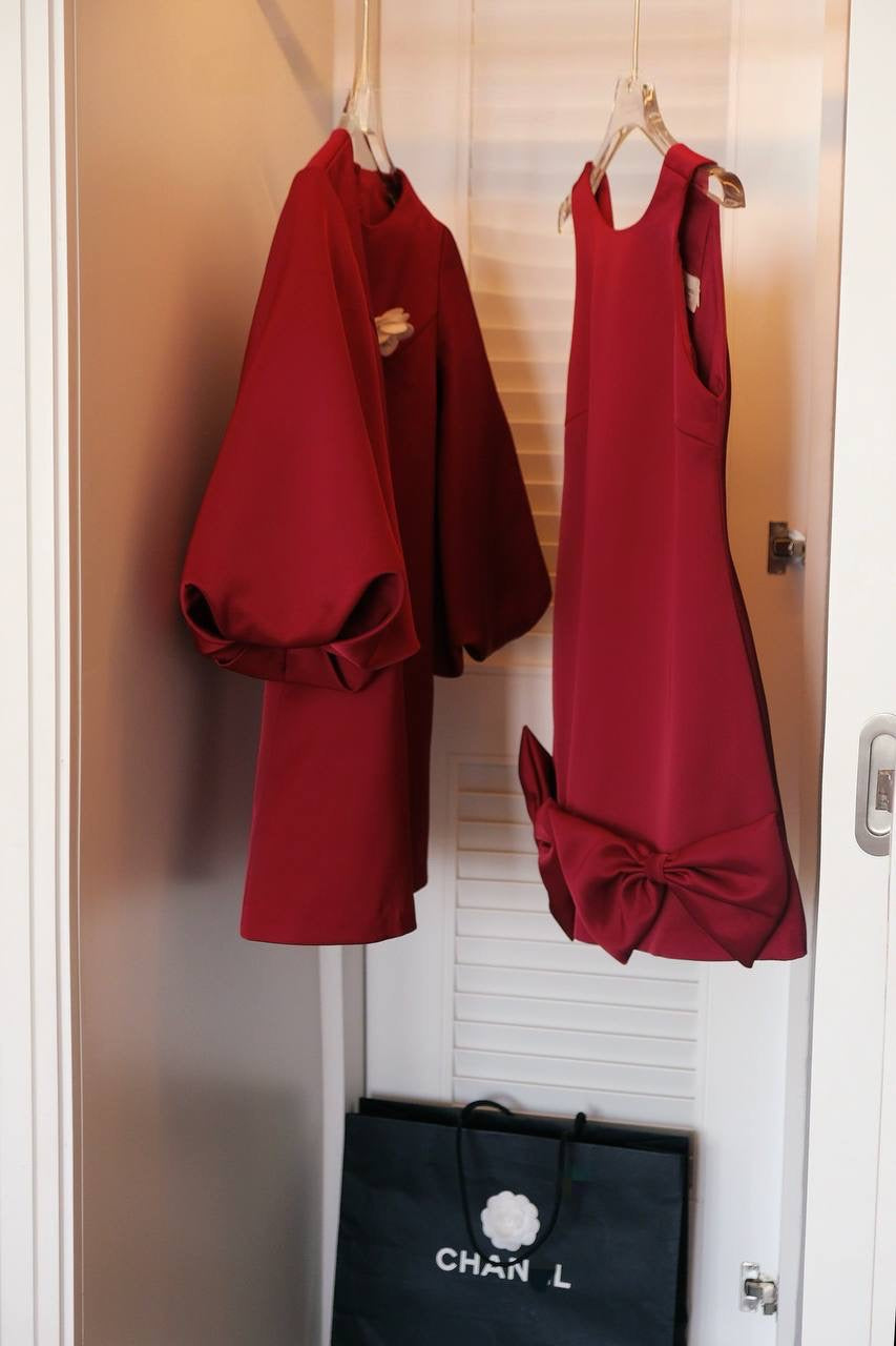 Red dress bow