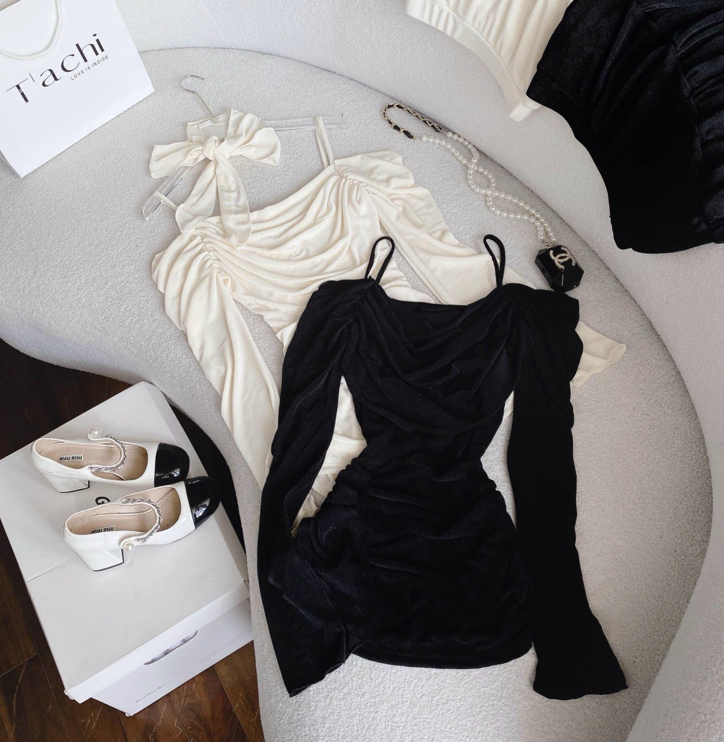 Set +skirt cream black