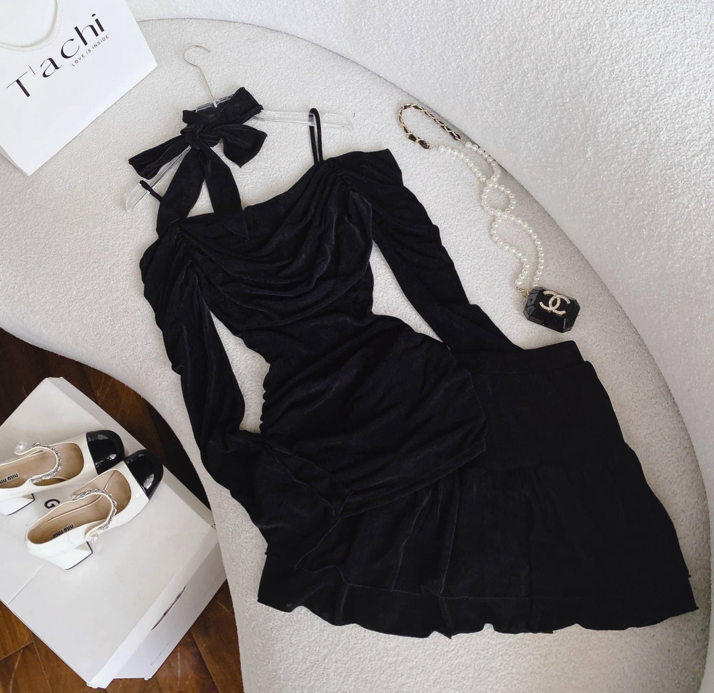 Set +skirt cream black