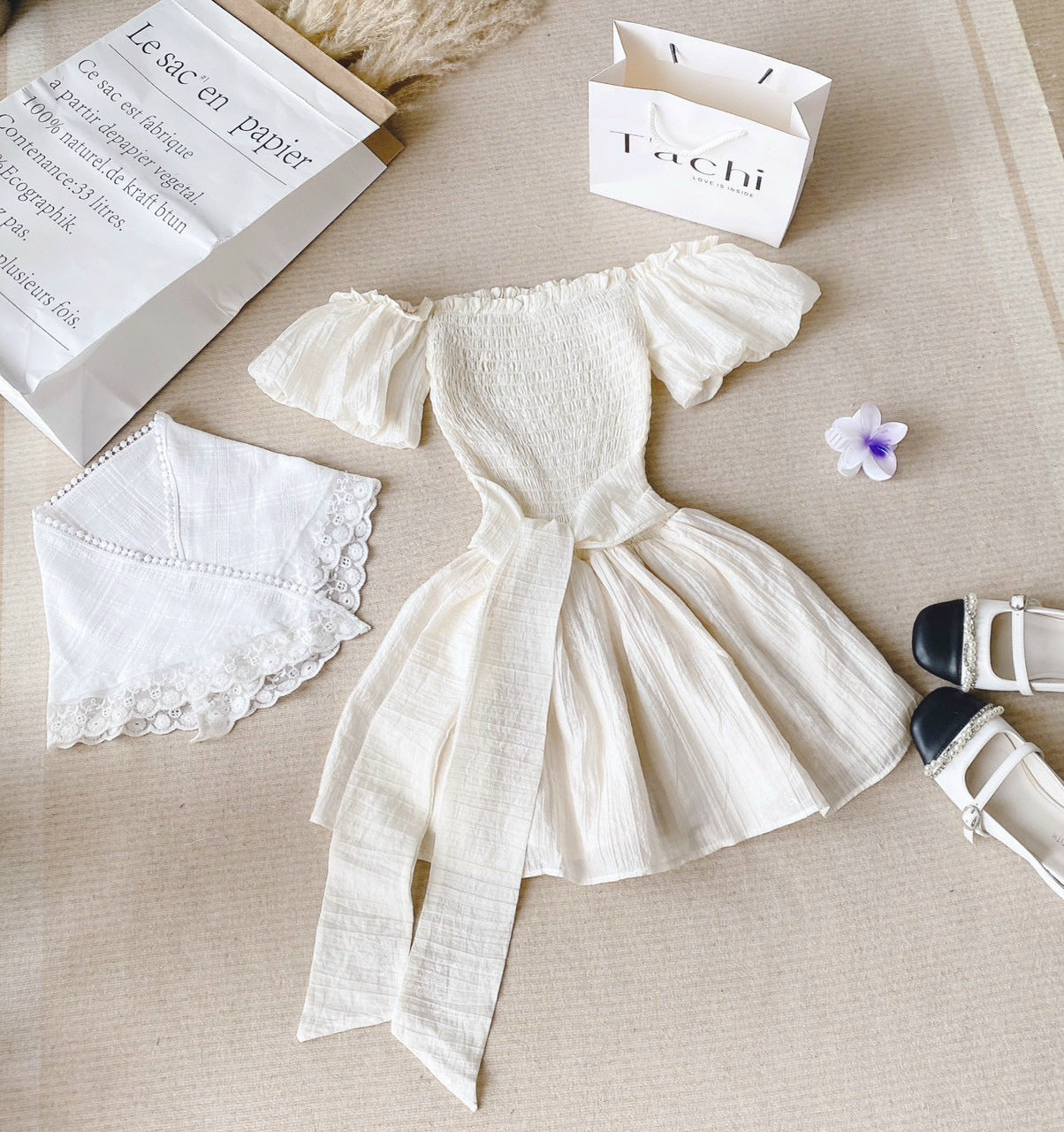 Dress cream with bow hair
