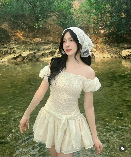 Dress cream with bow hair