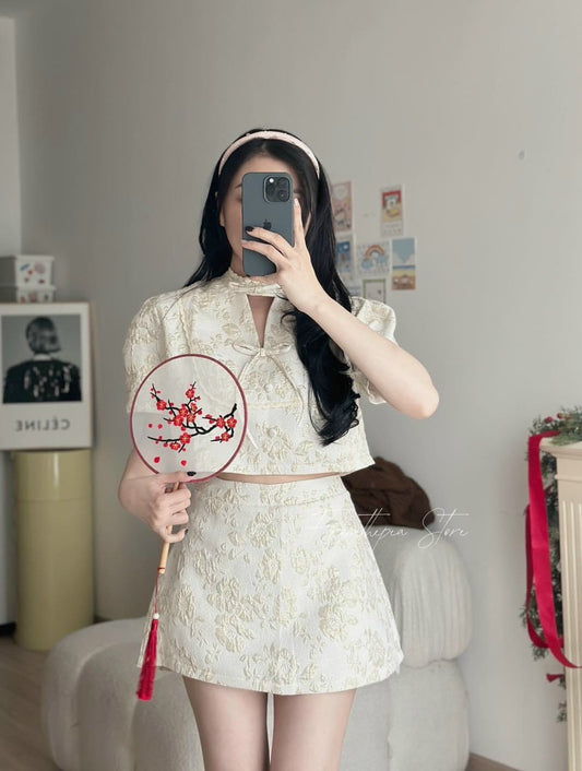 Chinese cute set cream