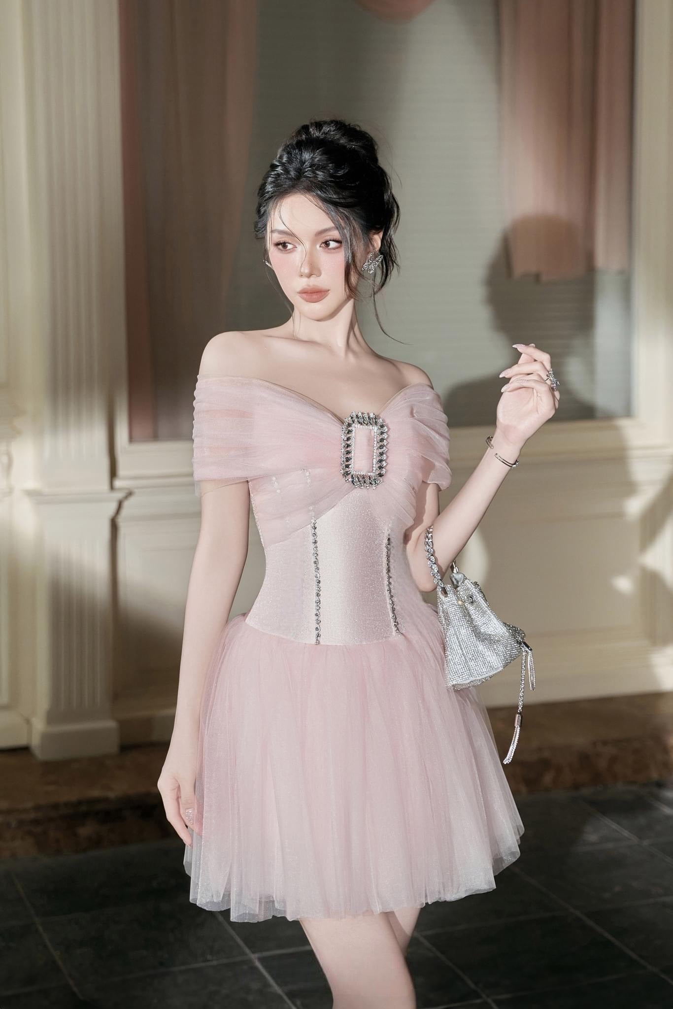 Party pink diamond